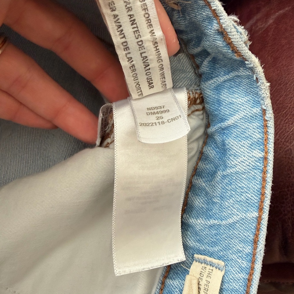 Madewell Light Wash Wide Leg Jeans - Picture 6 of 8